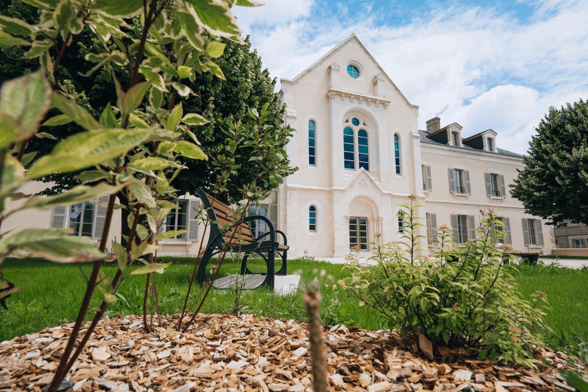Appart Hotel Saint-Denis Châteauroux Exteriör bild